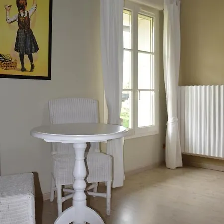 Dom wakacyjny La Lande Maison La Peyzie