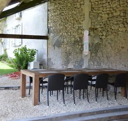 Dom wakacyjny La Lande Maison *